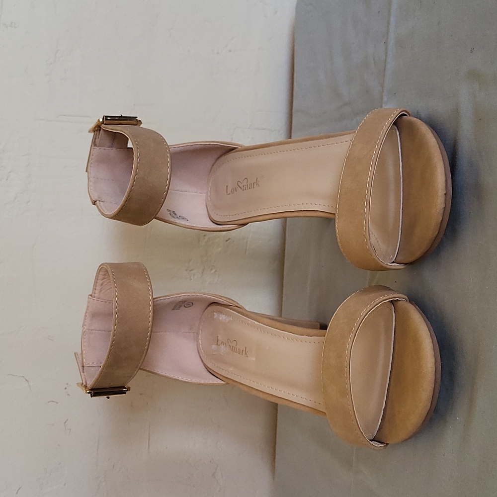 Love Mark Nixty Used WO's Size 9 Sandals